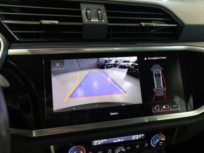 Audi Q3 35 TDI Business (11)