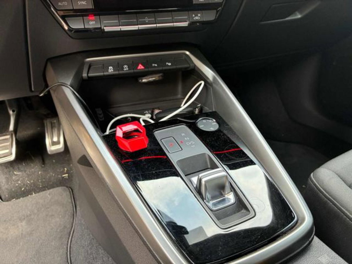 Audi A3 Sportback 35 TDI S tronic S line edition (17)
