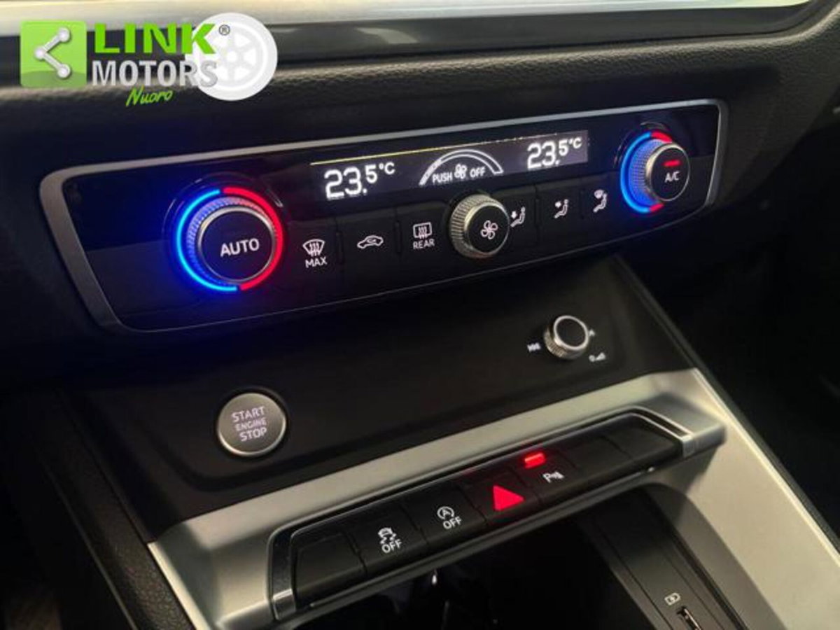 Audi Q3 40 2.0 tfsi Business quattro s-tronic (16)