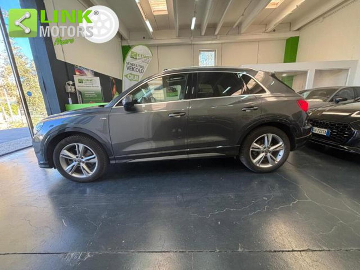 Audi Q3 40 2.0 tfsi Business quattro s-tronic (2)
