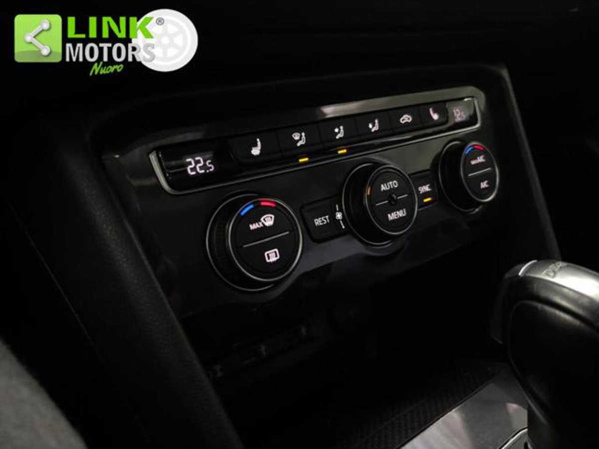 Volkswagen Tiguan 2.0 BiTDI SCR DSG 4MOTION Executive R-Line BMT (12)