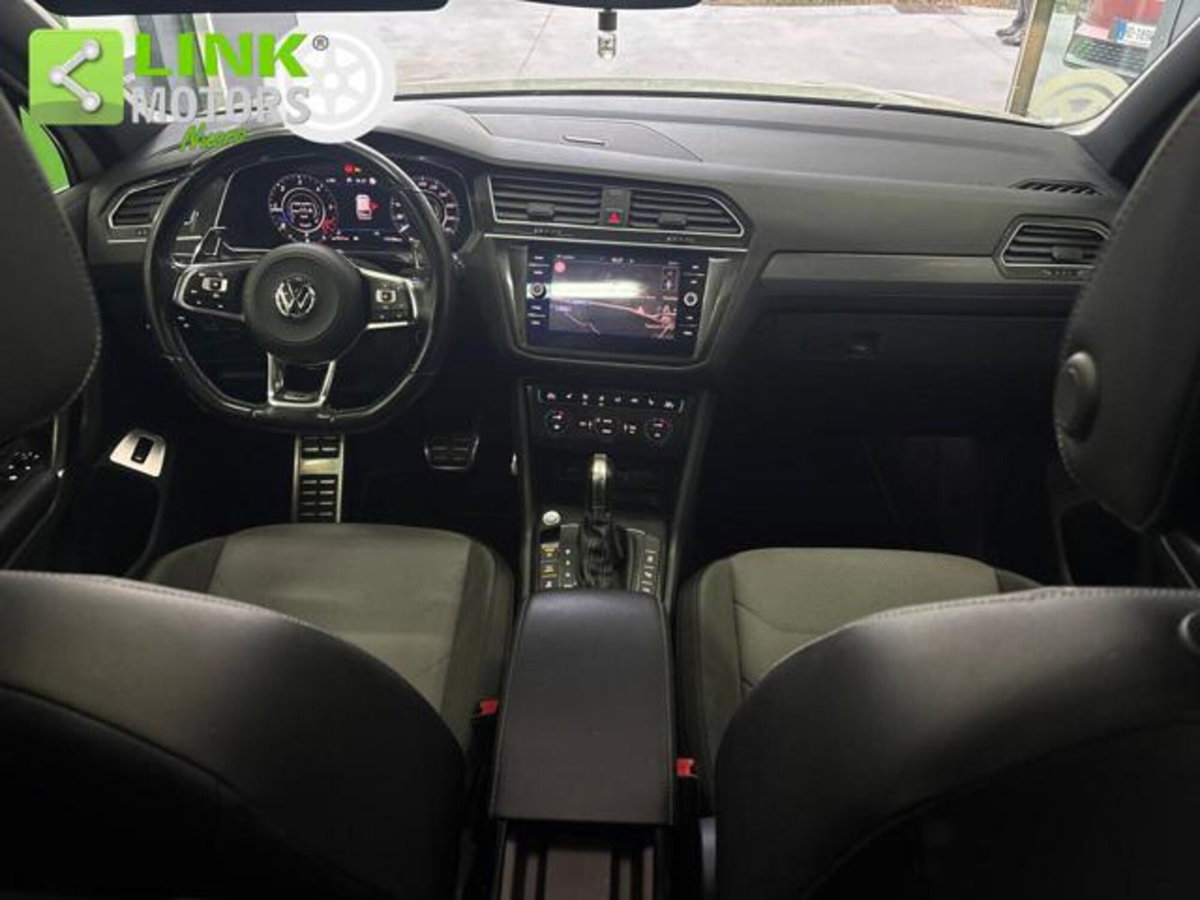 Volkswagen Tiguan 2.0 BiTDI SCR DSG 4MOTION Executive R-Line BMT (15)