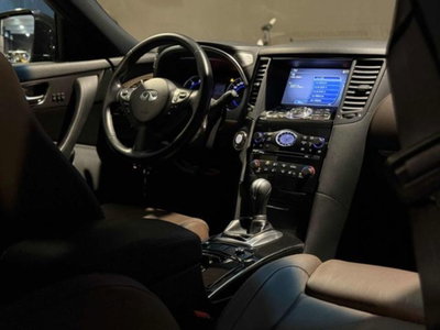 Infiniti QX70 3.0 diesel V6 AT S Premium (16)