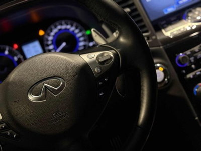 Infiniti QX70 3.0 diesel V6 AT S Premium (19)