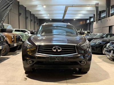 Infiniti QX70 3.0 diesel V6 AT S Premium (2)