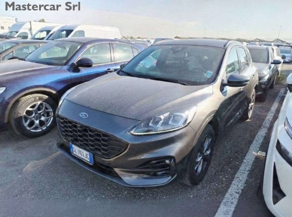 Ford Kuga 2.0 EcoBlue 150CV aut. AWD ST-Line X (2)