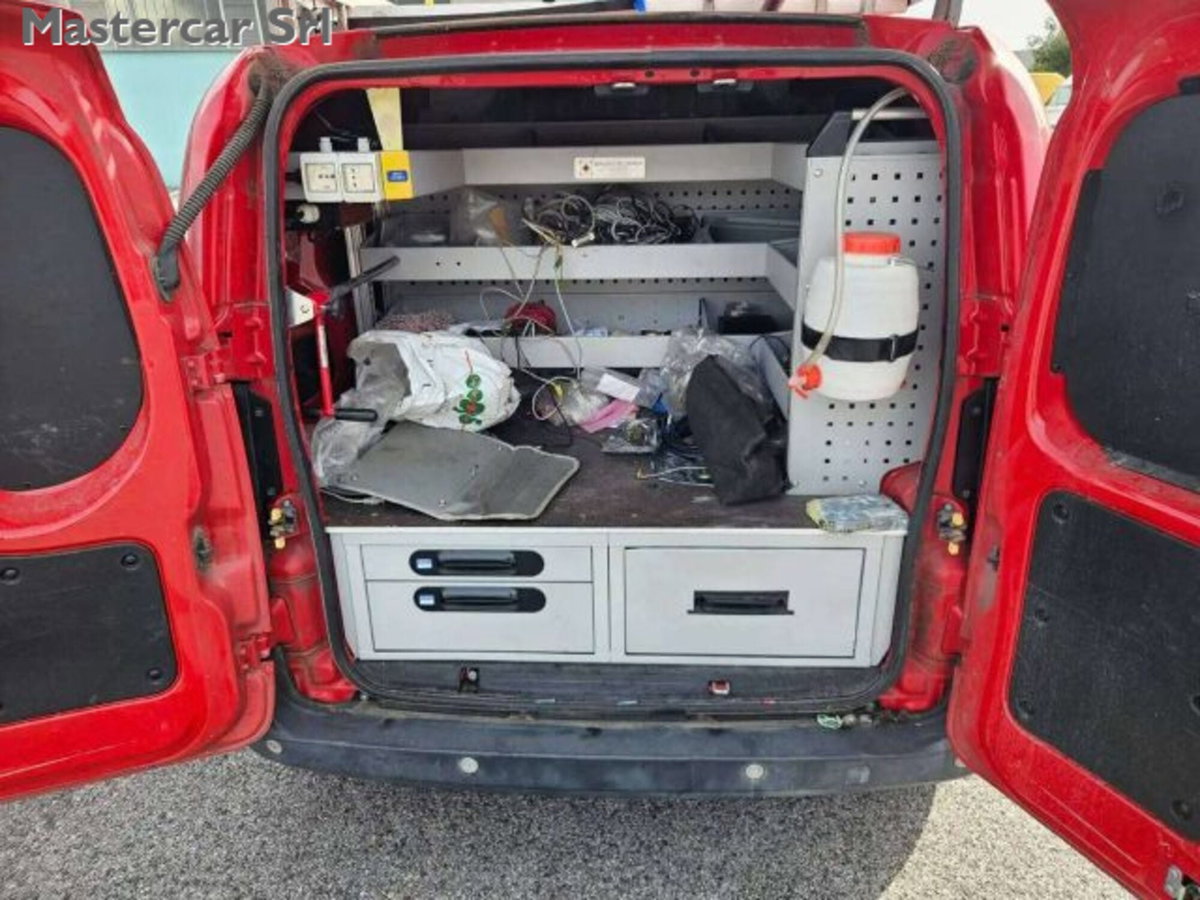 Fiat Fiorino 1.3 MJT 95CV Furgone (13)