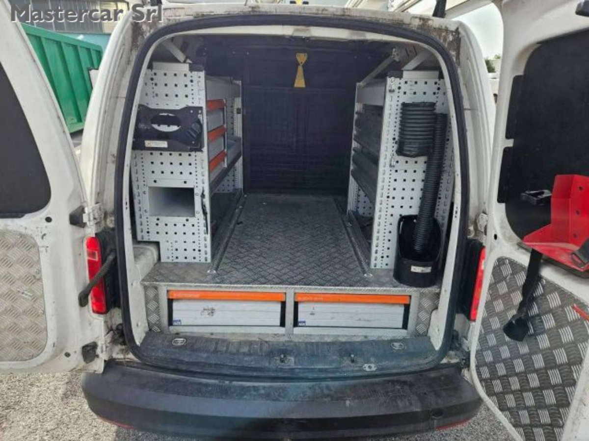 Volkswagen Veicoli Commerciali Caddy 2.0 TDI 122 CV 4Motion Furgone (13)