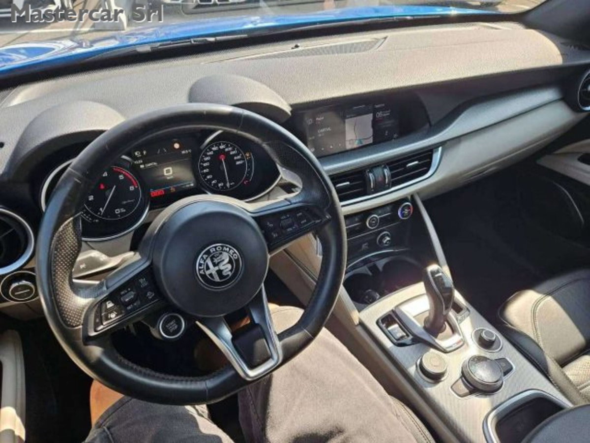 Alfa Romeo Stelvio 2.2 t Veloce Q4 210cv auto (11)