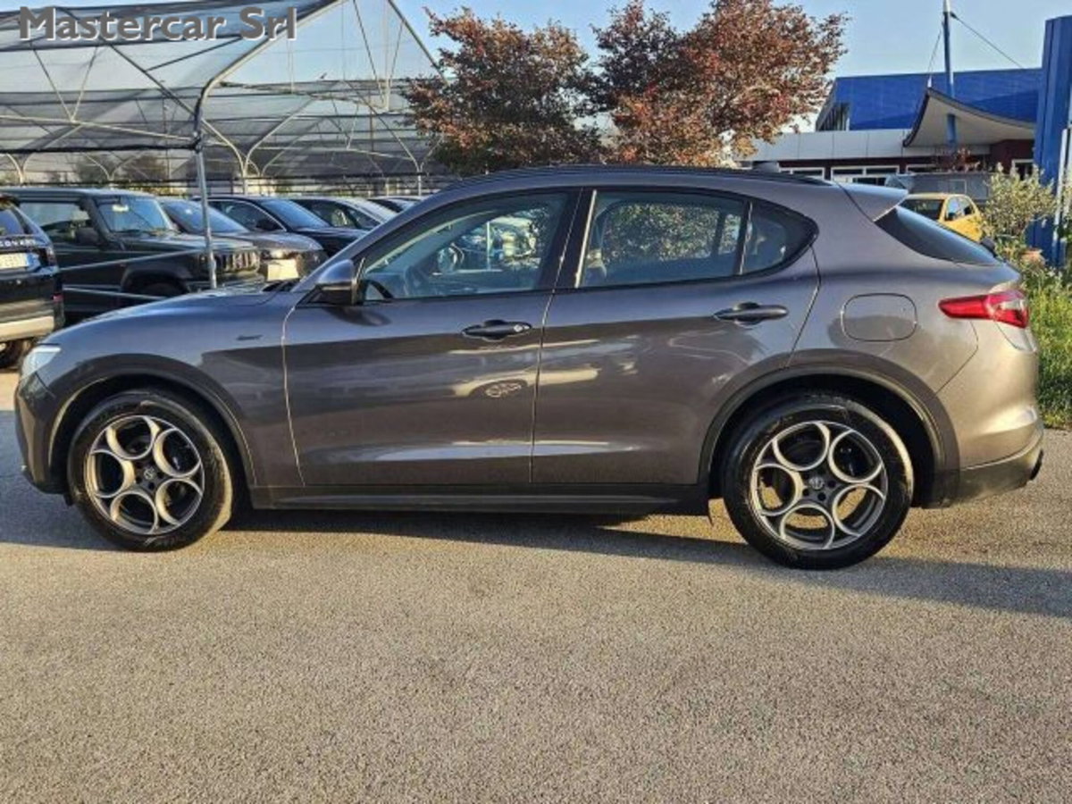 Alfa Romeo Stelvio Stelvio 2.2 Turbodiesel 190 CV AT8 Q4 Sprint (7)