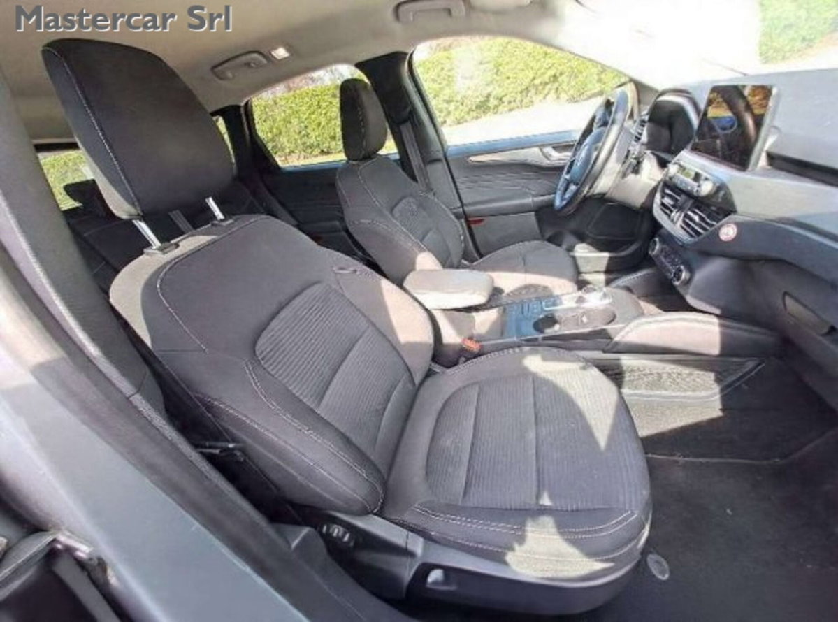 Ford Kuga 1.5 EcoBlue 120 CV 2WD Titanium (6)