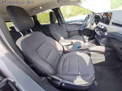 Ford Kuga 1.5 EcoBlue 120 CV 2WD Titanium (6)
