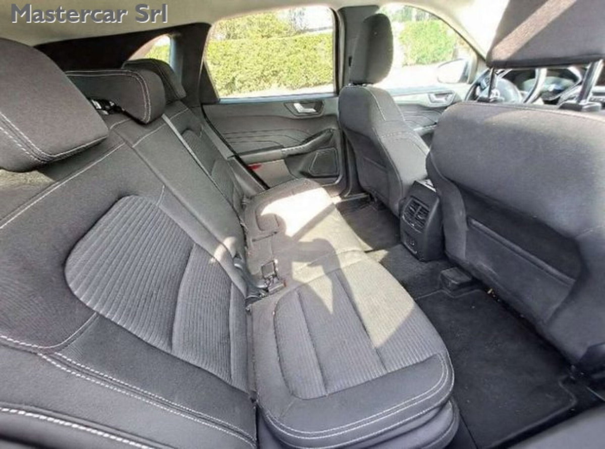 Ford Kuga 1.5 EcoBlue 120 CV 2WD Titanium (7)