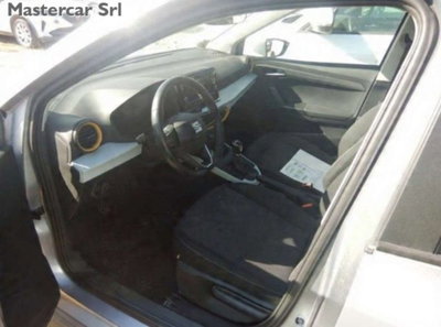 SEAT Arona 1.0 ecotsi Style 95cv (6)