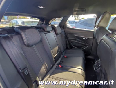 Peugeot 3008 BlueHDi 130 S&S EAT8 GT Line (11)