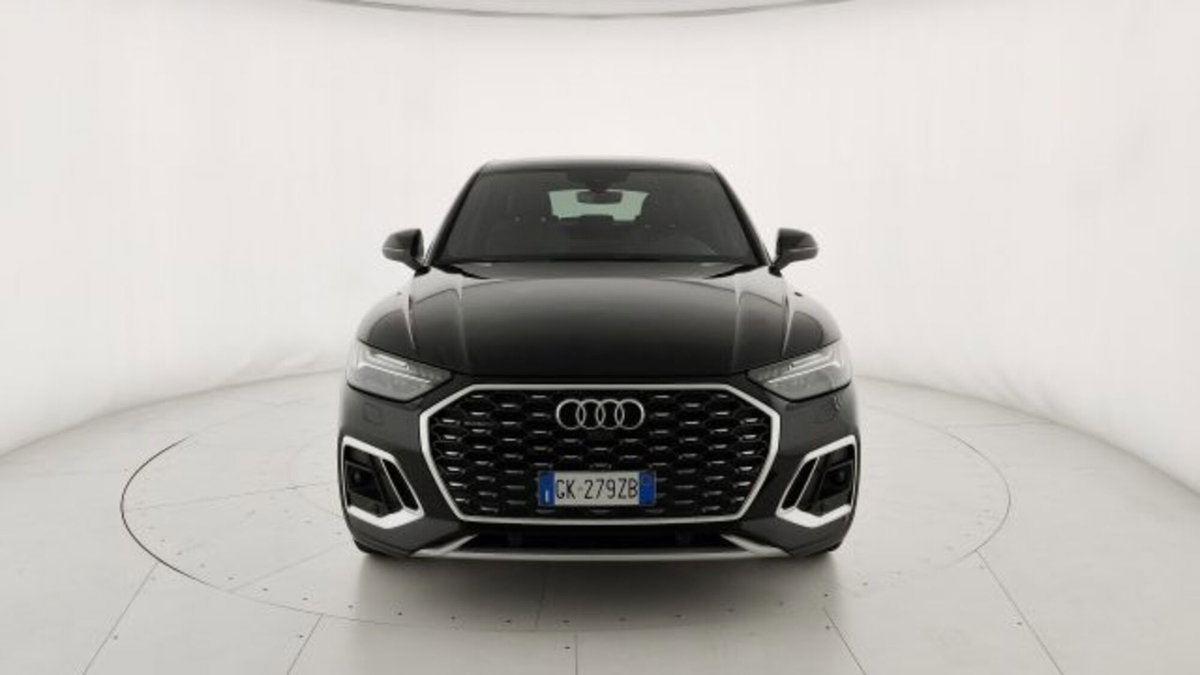 Audi Q5 40 TDI 204 CV quattro S tronic S line plus (2)