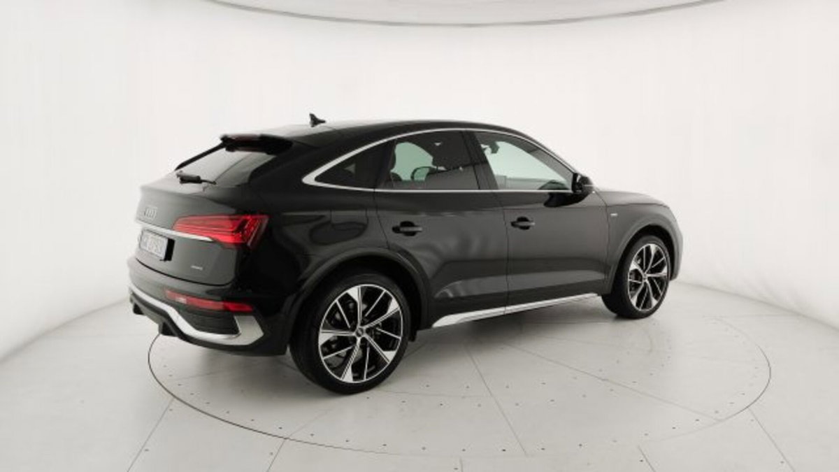 Audi Q5 40 TDI 204 CV quattro S tronic S line plus (20)