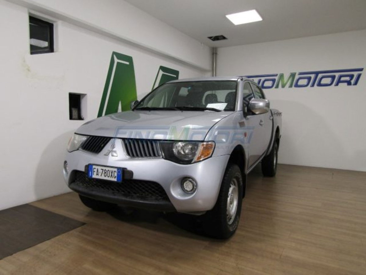 Mitsubishi L200 2.5 DI-D Double Cab Invite