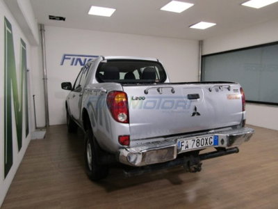 Mitsubishi L200 2.5 DI-D Double Cab Invite (11)