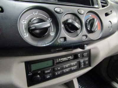 Mitsubishi L200 2.5 DI-D Double Cab Invite (20)