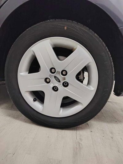 Ford Focus Station Wagon 1.6 TDCi (90CV) SW Tit. (9)