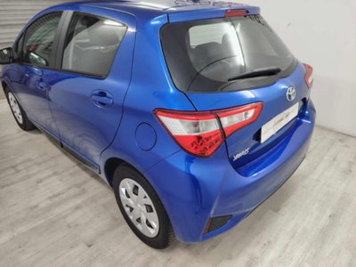 Toyota Yaris 1.0 5 porte Active (4)
