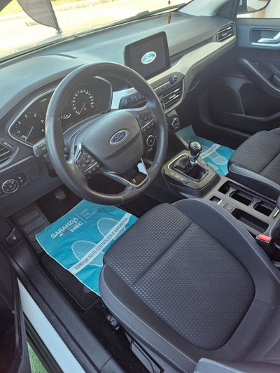 Ford Focus Station Wagon 1.5 ecoblue Titanium Edition 115cv auto (8)