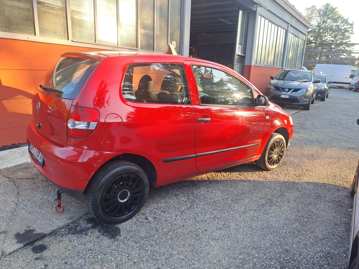 Volkswagen Fox 1.2 (2)