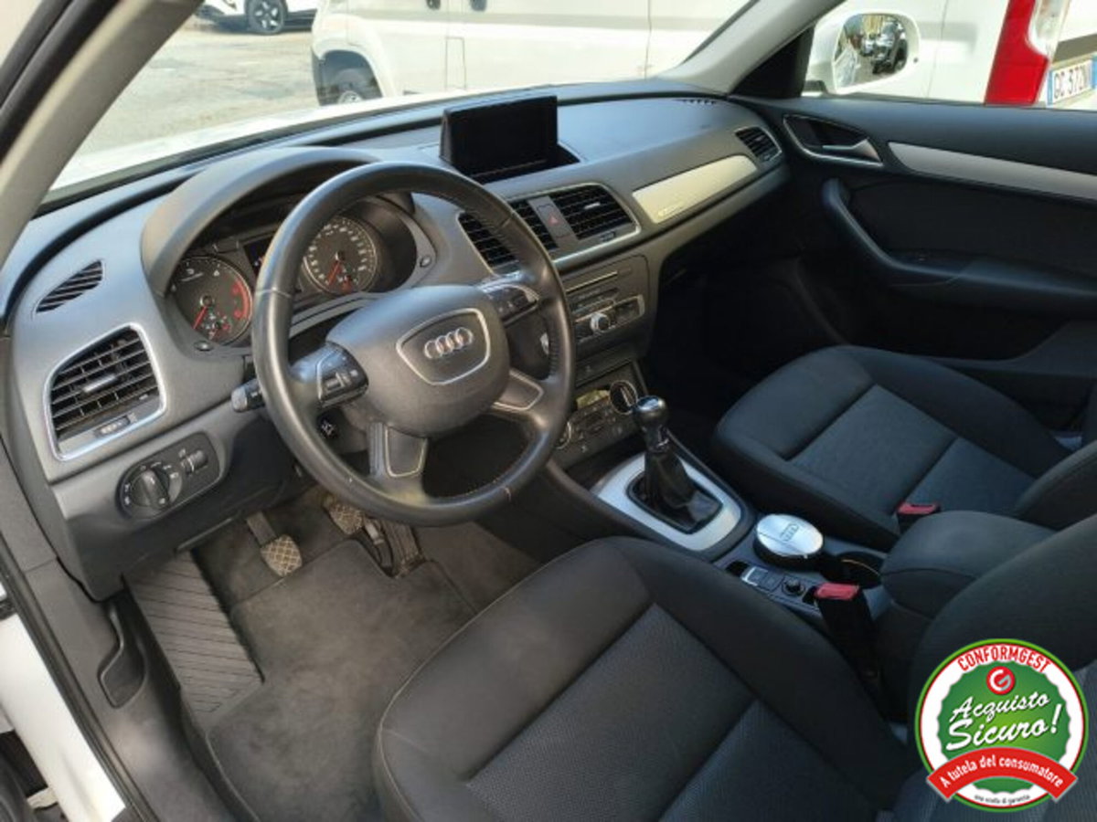 Audi Q3 2.0 TDI 150 CV quattro (10)