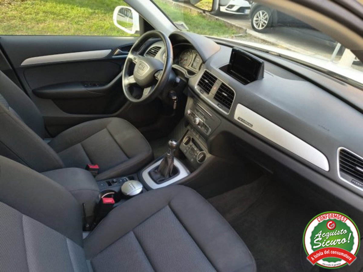 Audi Q3 2.0 TDI 150 CV quattro (11)