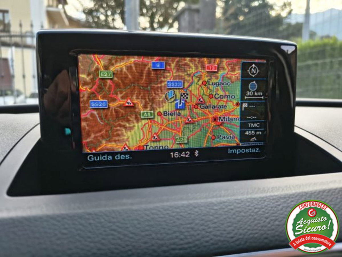 Audi Q3 2.0 TDI 150 CV quattro (12)