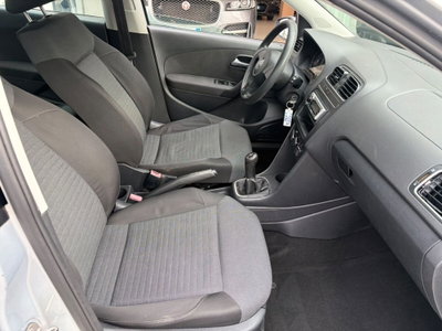 Volkswagen Polo 1.4 5 porte Comfortline (10)