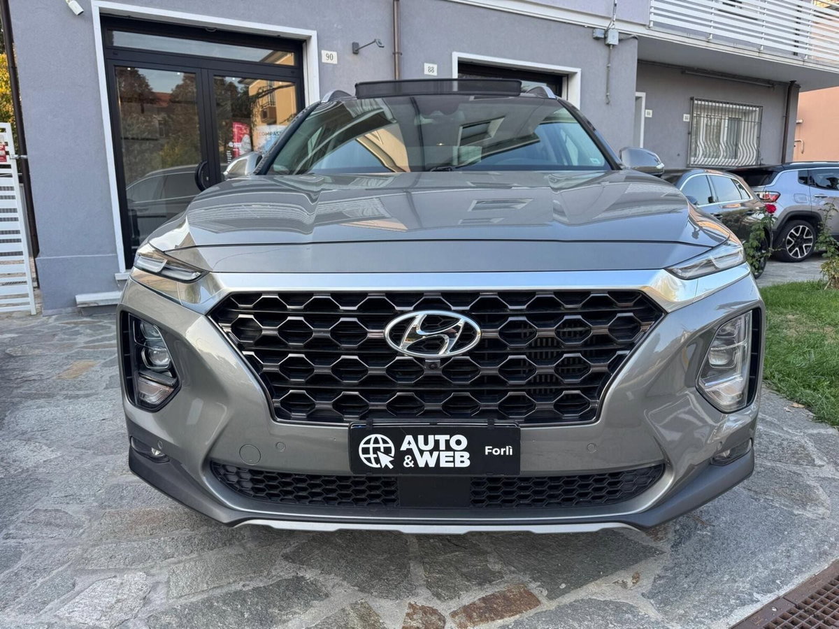 Hyundai Santa Fe 2.2 CRDi 4WD A/T 7 posti Xprime (4)