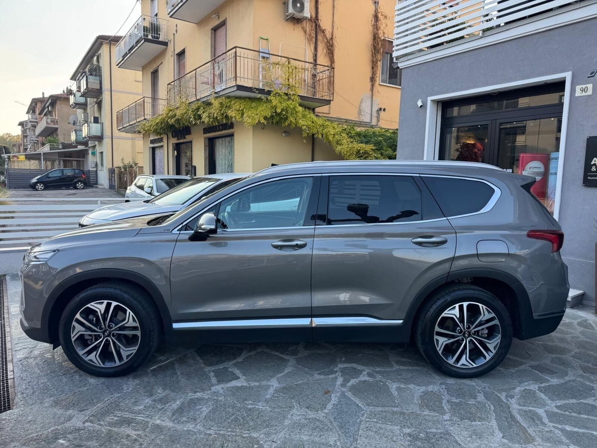 Hyundai Santa Fe 2.2 CRDi 4WD A/T 7 posti Xprime (5)