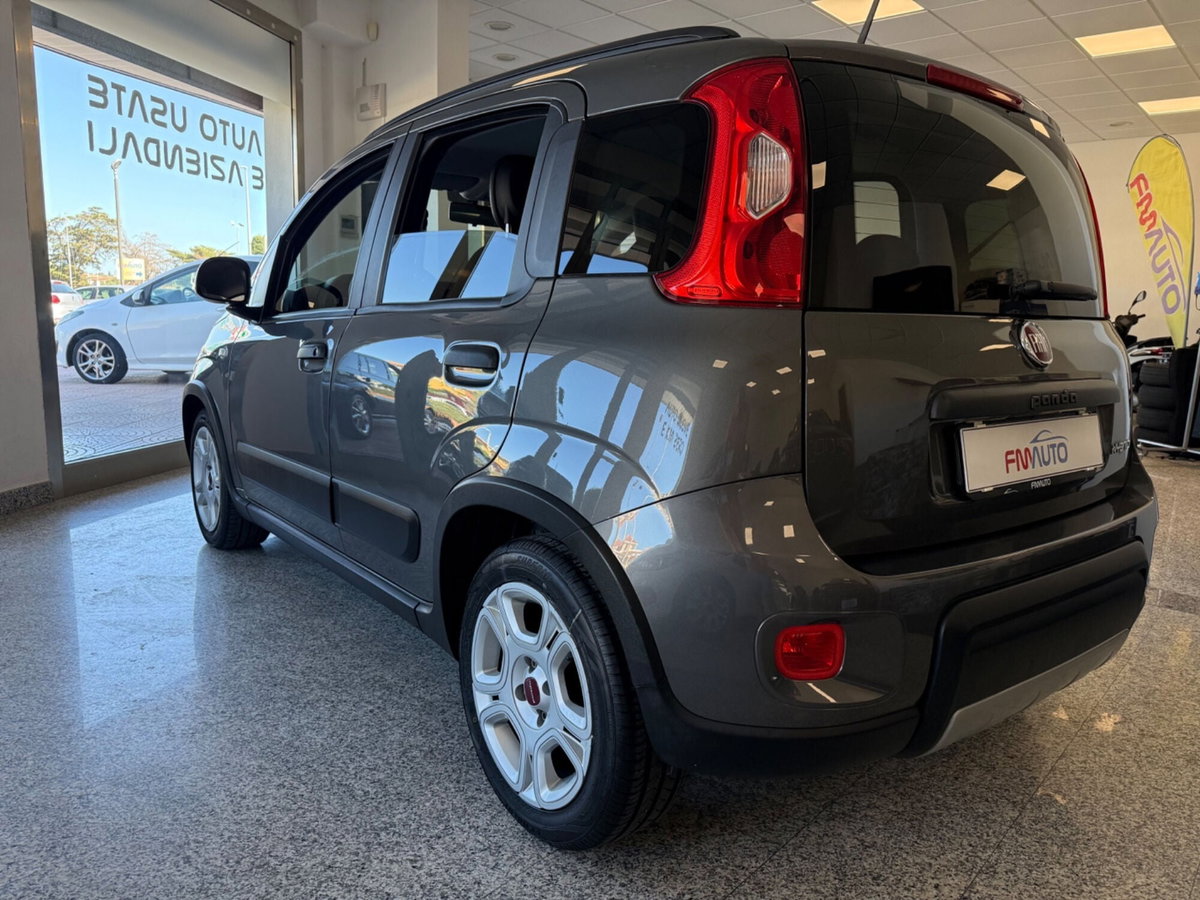 Fiat Panda 1.0 FireFly S&S Hybrid City Life (2)
