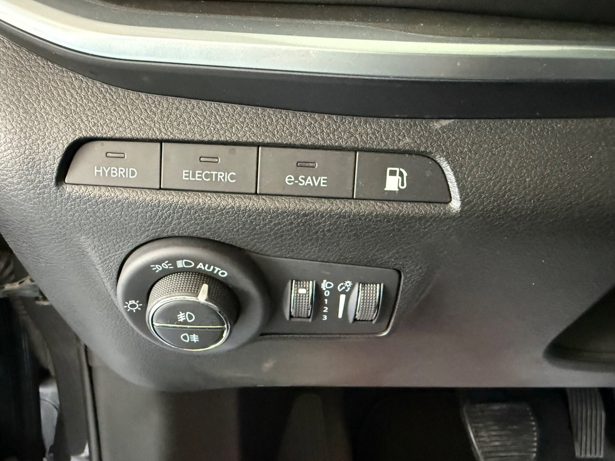 Jeep Compass 1.3 T4 190CV PHEV AT6 4xe Limited (14)
