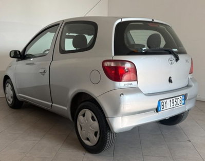 Toyota Yaris 16V cat 3 porte Sol (6)
