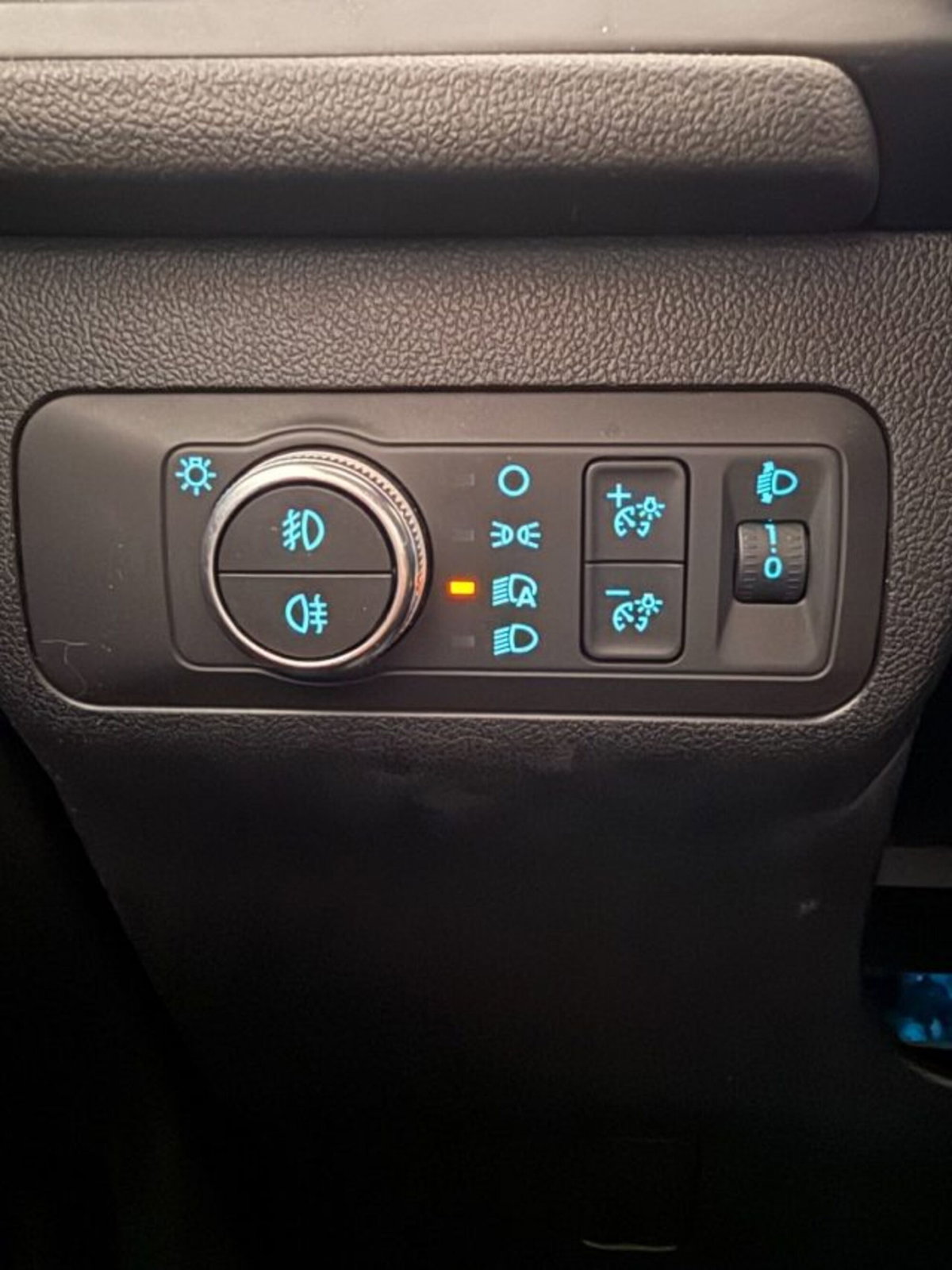 Ford Kuga 2.5 Full Hybrid 190 CV CVT 2WD ST-Line X (20)