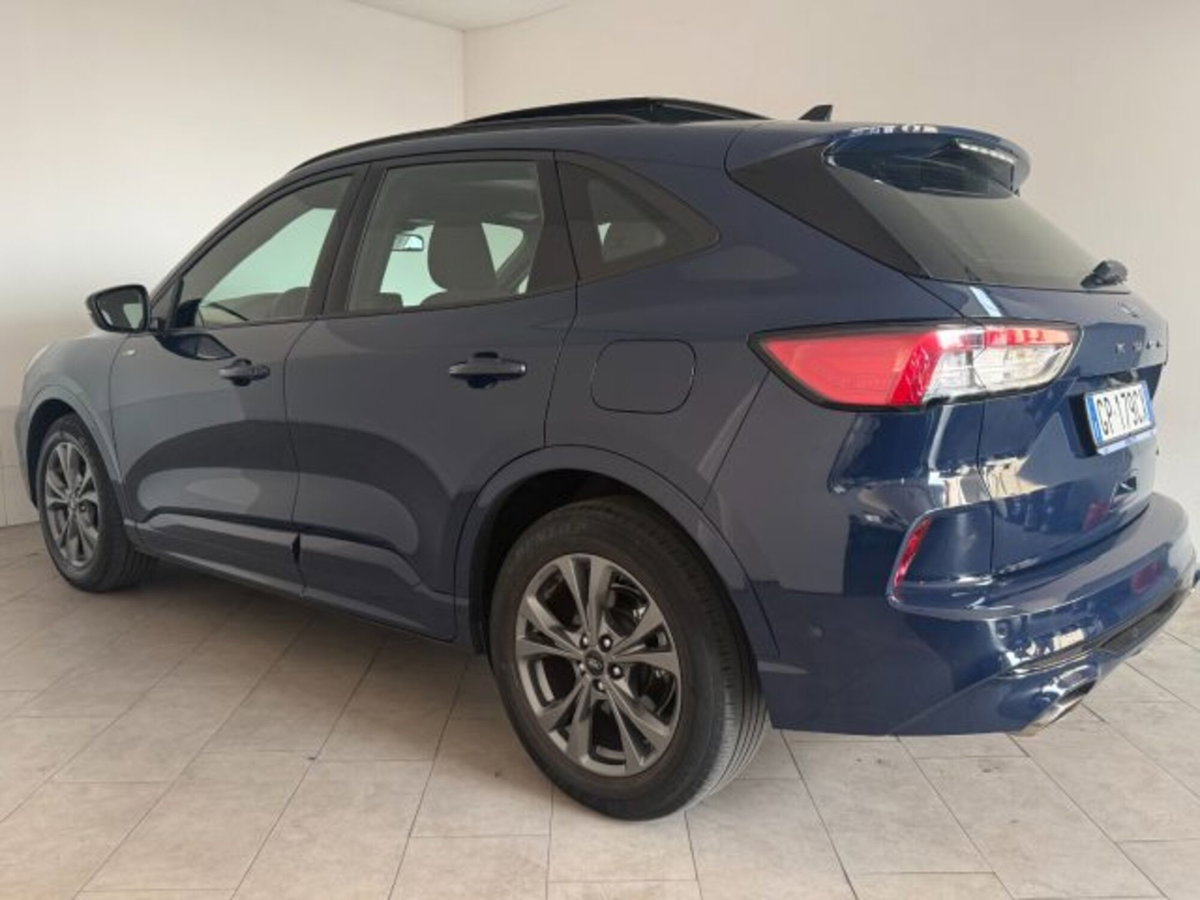Ford Kuga 2.5 Full Hybrid 190 CV CVT 2WD ST-Line X (6)