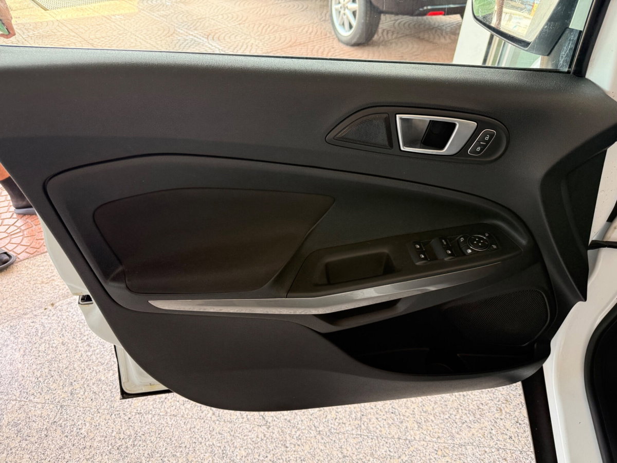 Ford EcoSport 1.5 TDCi 100 CV Start&Stop Plus (13)