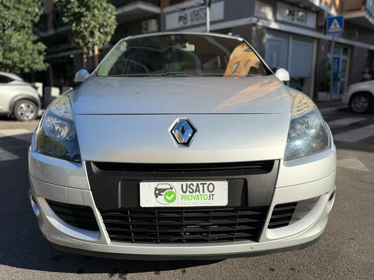 Renault Scenic E-Tech Electric 1.9 dCi 130CV Dynamique (2)