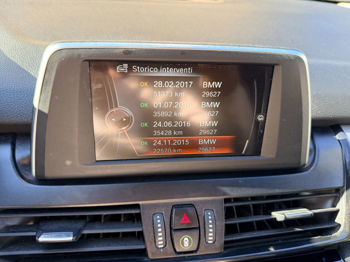 BMW Serie 2 Active Tourer 218d xDrive  Advantage (15)
