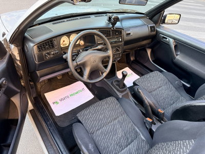 Volkswagen Golf Cabrio 1.6 cat Avantgarde (12)