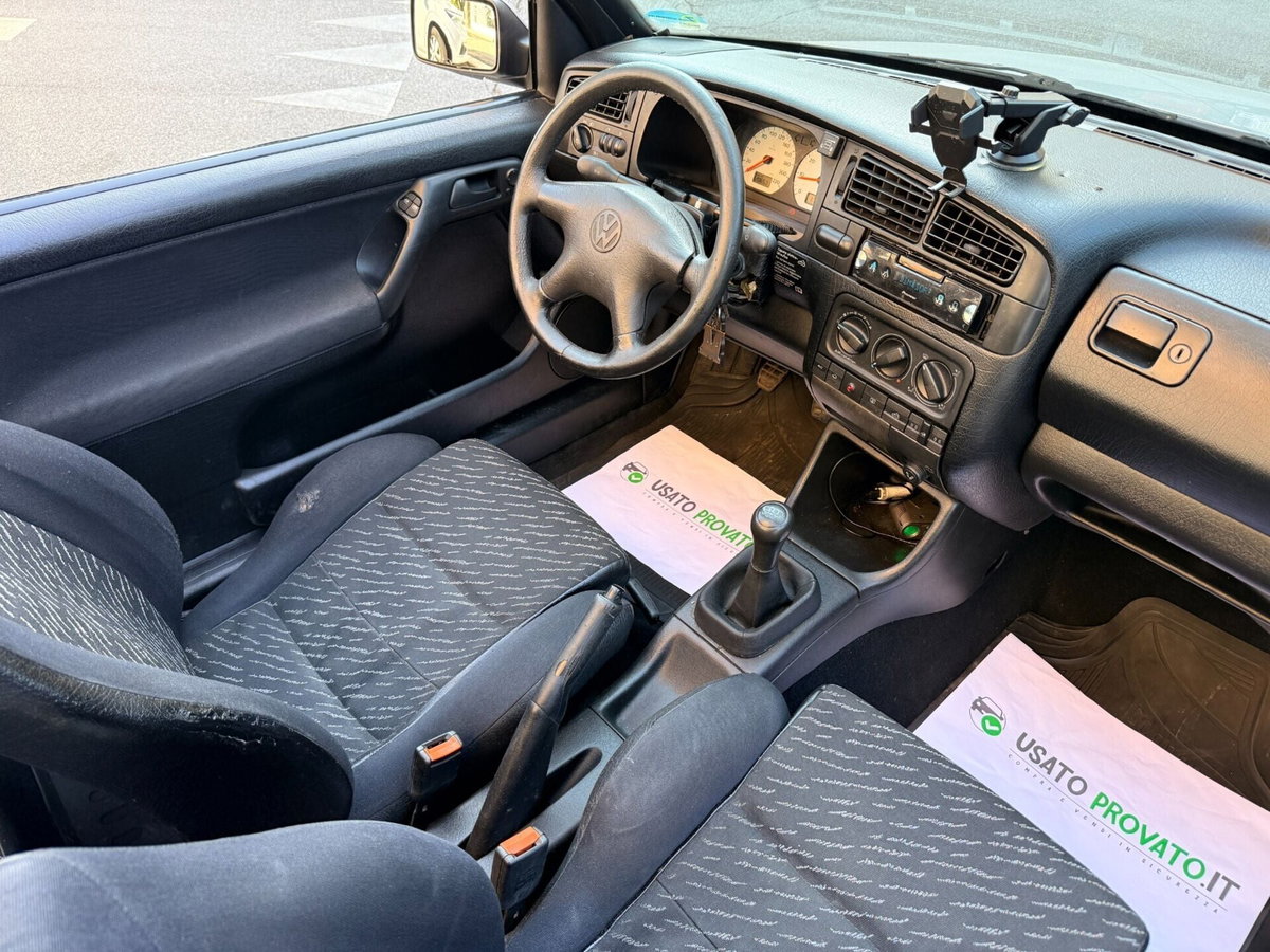Volkswagen Golf Cabrio 1.6 cat Avantgarde (17)