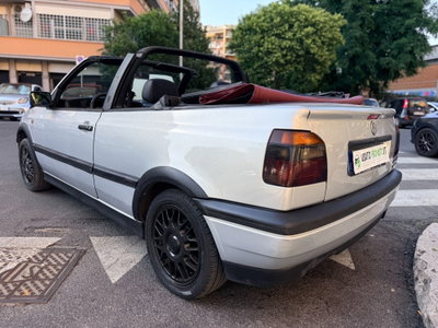 Volkswagen Golf Cabrio 1.6 cat Avantgarde (2)