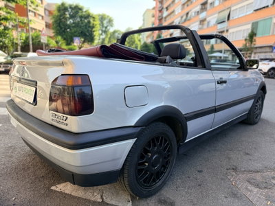 Volkswagen Golf Cabrio 1.6 cat Avantgarde (3)