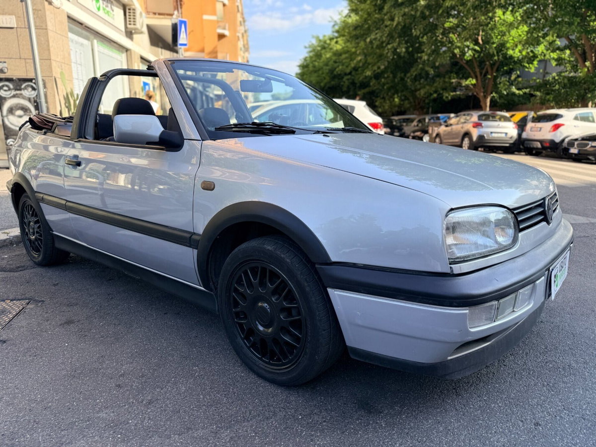 Volkswagen Golf Cabrio 1.6 cat Avantgarde (6)