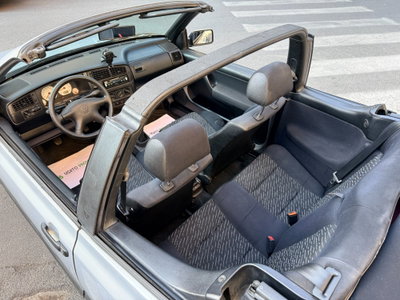 Volkswagen Golf Cabrio 1.6 cat Avantgarde (9)