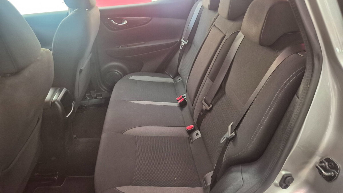 Nissan Qashqai 1.5 dCi 115 CV DCT Business (10)