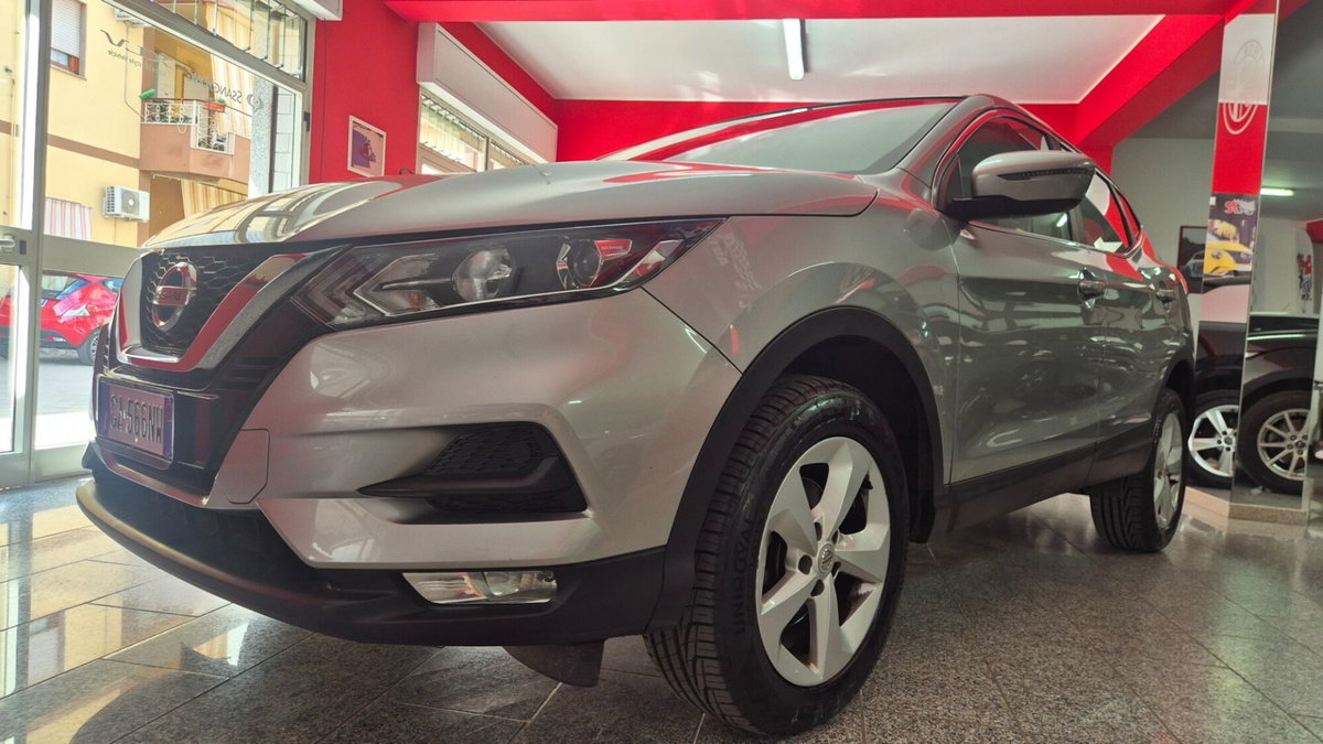 Nissan Qashqai 1.5 dCi 115 CV DCT Business (5)